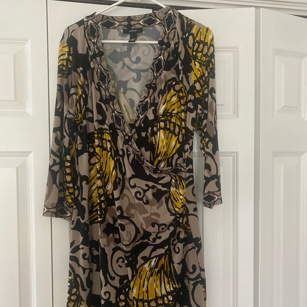 Alfani size L dress